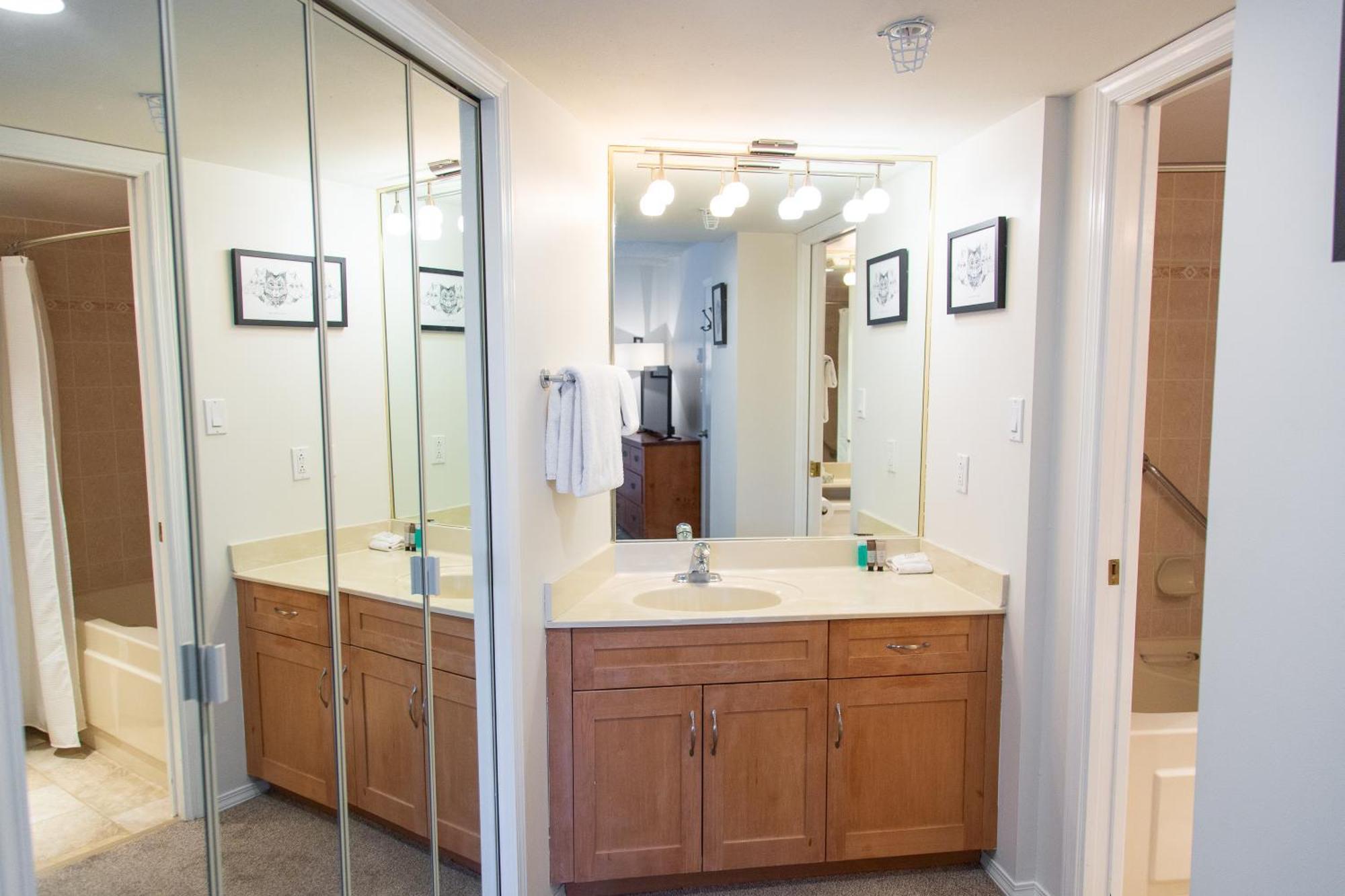 1br Next To Slopes On Blackcomb W Pool & Hot Tub Appartement *